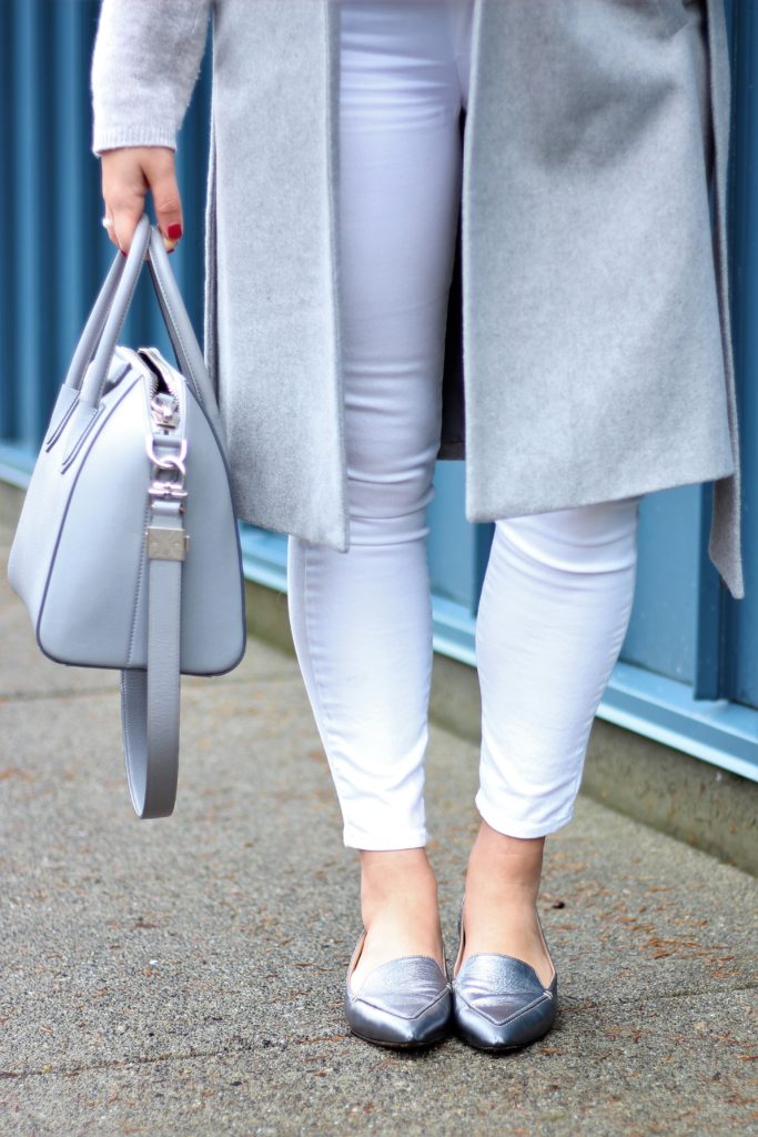 how to get away wearing winter white - white in winter - cozy winter outfit - easy winter outfit