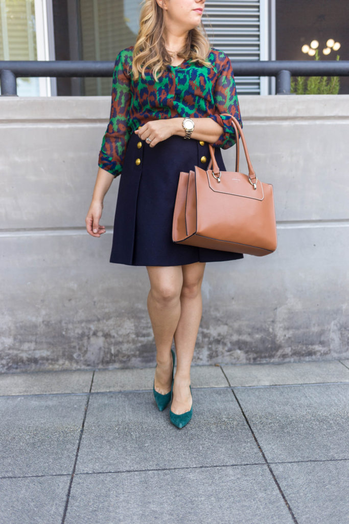 pre fall outfit idea - DVF blouse - office outfit idea - what to wear to work September - perfect work handbag - Banana Republic 12 hr pump Madison