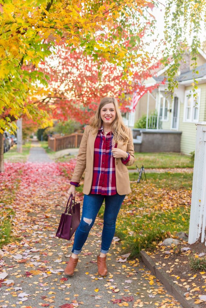 how to save money while shopping online - comfy maternity thanksgiving outfit - cute fall maternity outfit