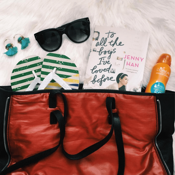 5 things you need to pack for any tropical vacation