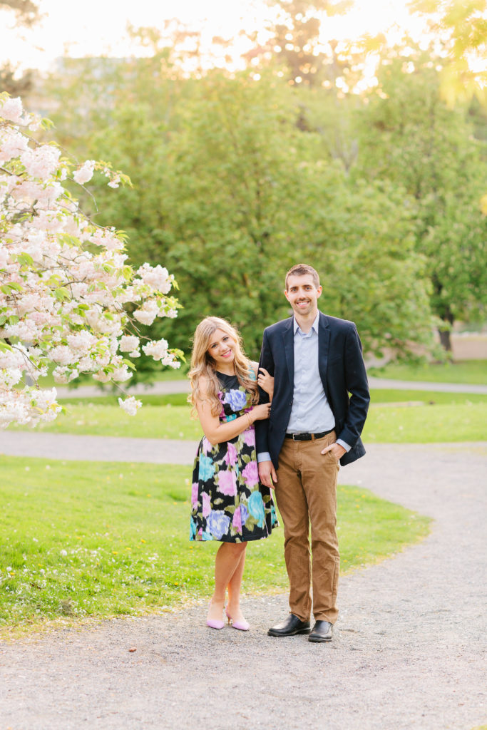 romantic engagement pictures