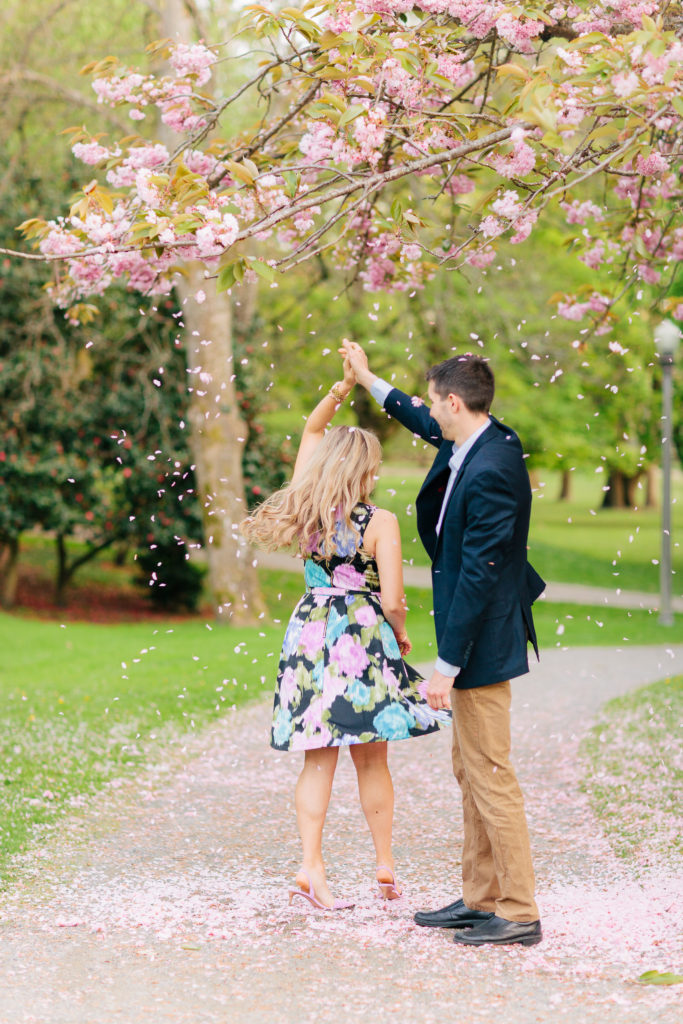 romantic engagement pictures