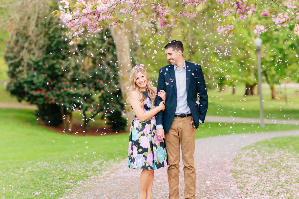 romantic engagement pictures