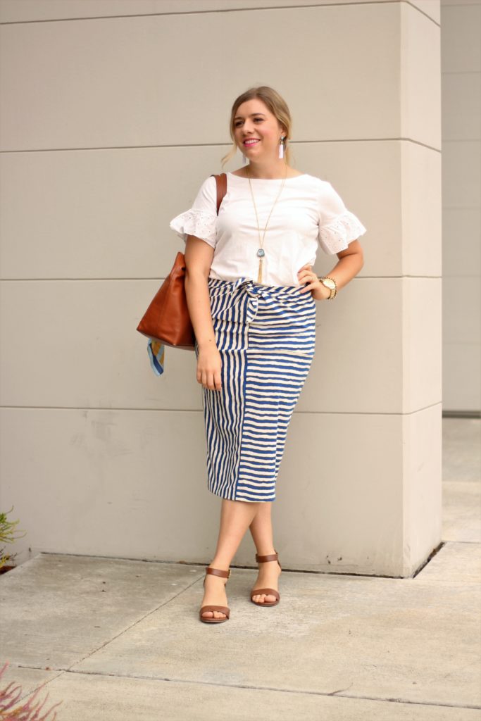 summer work capsule wardrobe - business casual summer - what to wear to work in the summer