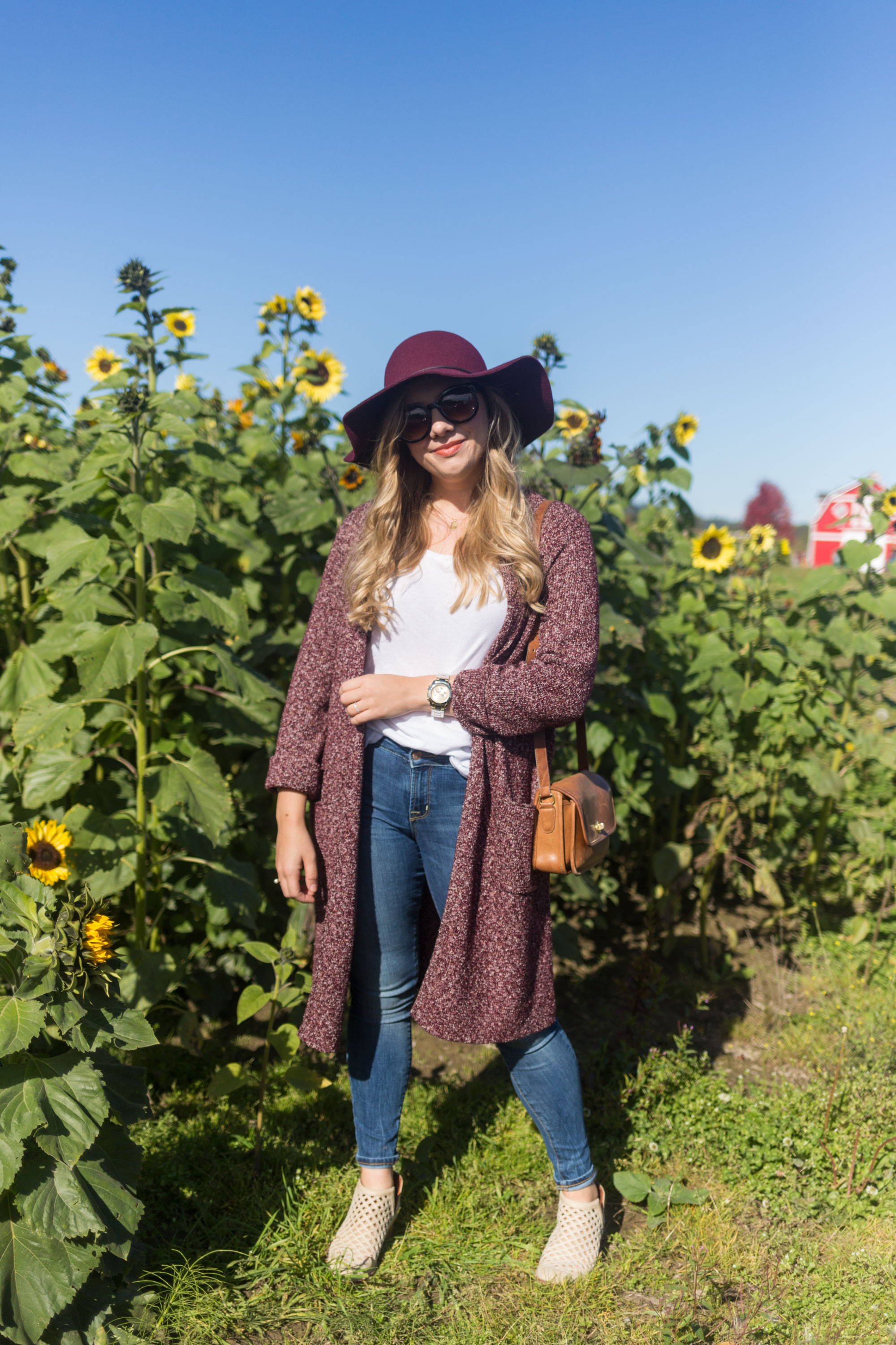 easy fall outfit - cute fall outfits - j.jill knit topper 4