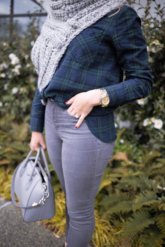 thanksgiving outfit ideas - old navy flannel - cozy knit vest - katnis huntress vest