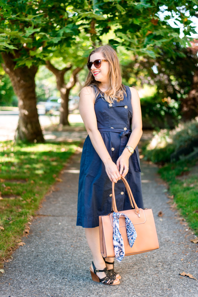 Ladylike in summer - seattle style bloggers - trench dress outfit ideas - London Fog handbag