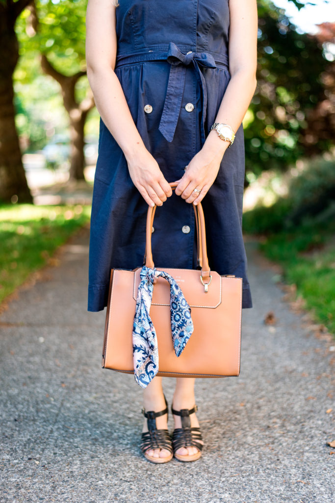 Ladylike in summer - seattle style bloggers - trench dress outfit ideas - London Fog handbag