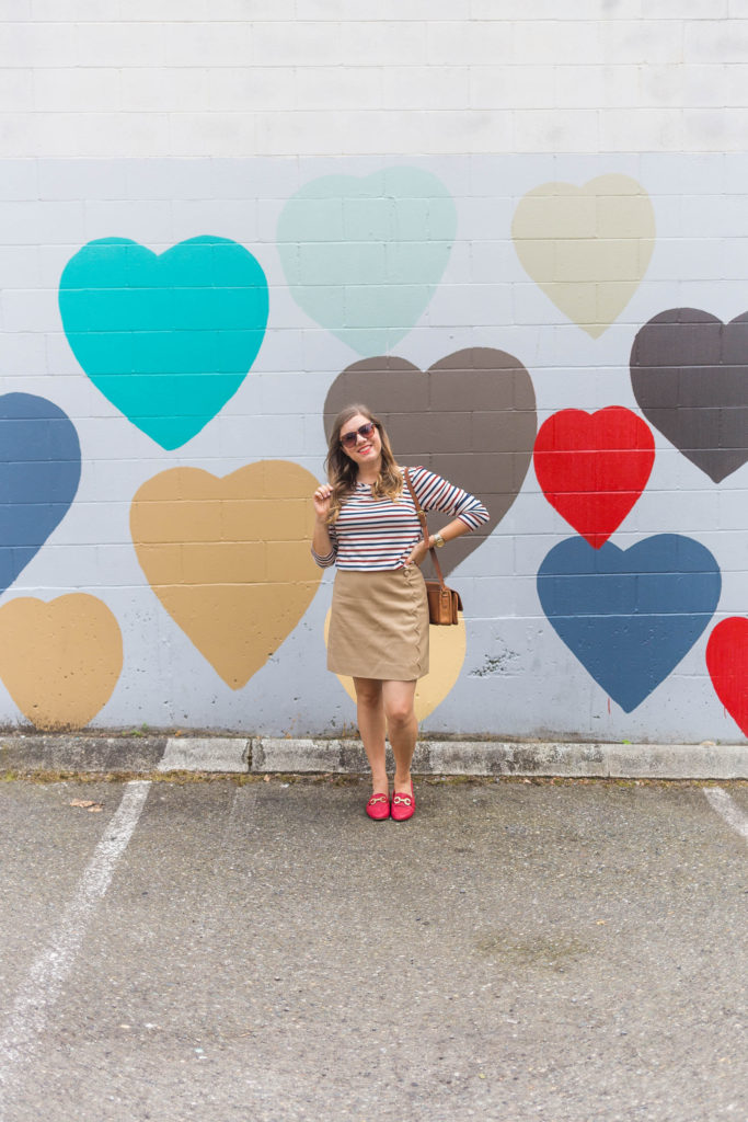 seattle heart wall - bellevue heart wall - red loafers outfit - first trimester recap - casual weekend outfit 