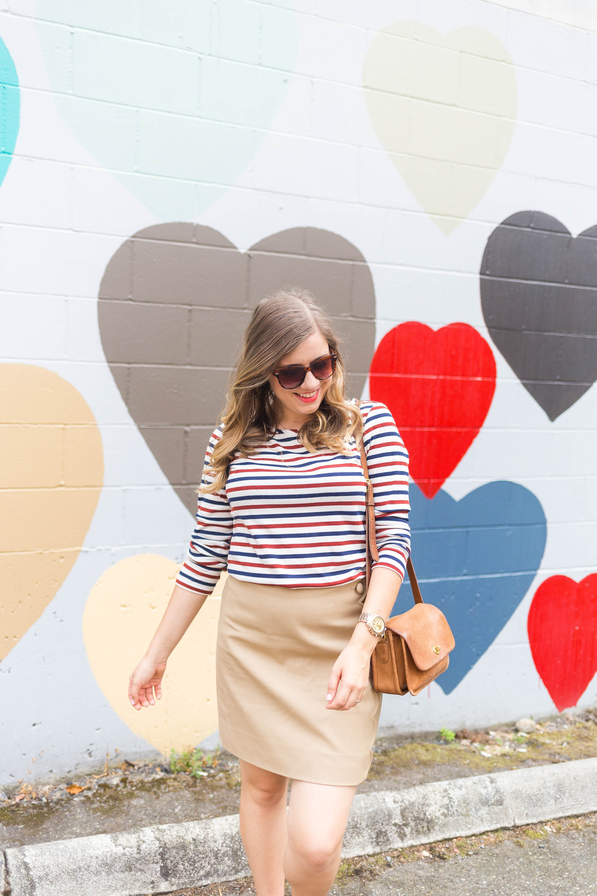 seattle heart wall - bellevue heart wall - red loafers outfit - first trimester recap - casual weekend outfit