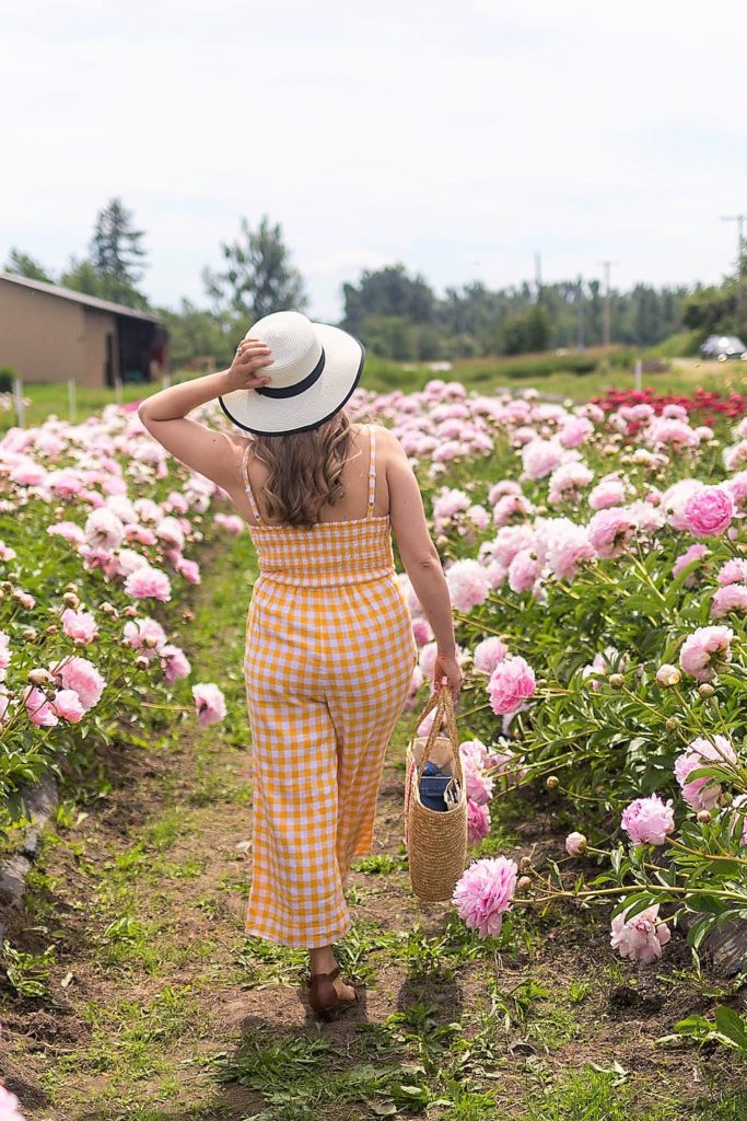 yellow gingham jumpsuit - Old Navy summer - linen jumpsuit - affordable summer wardrobe - peony farm - Northwest Blonde - Seattle style blog