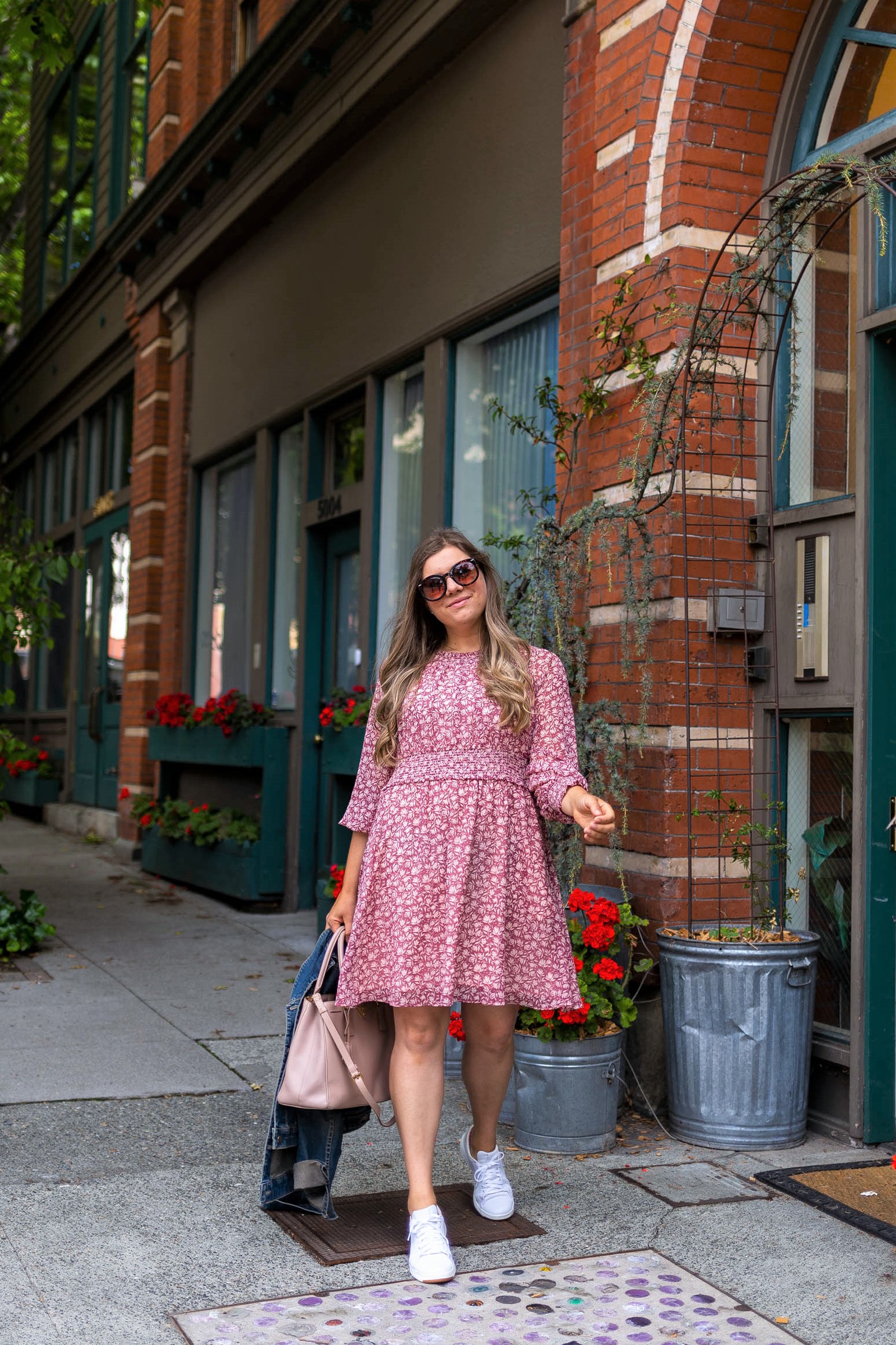 Want to learn how to wear a dress and sneakers? This easy combo is perfect for moms who want to look cute but still run after their kids. Click to read how this mom is wearing sneakers and dresses all summer long.